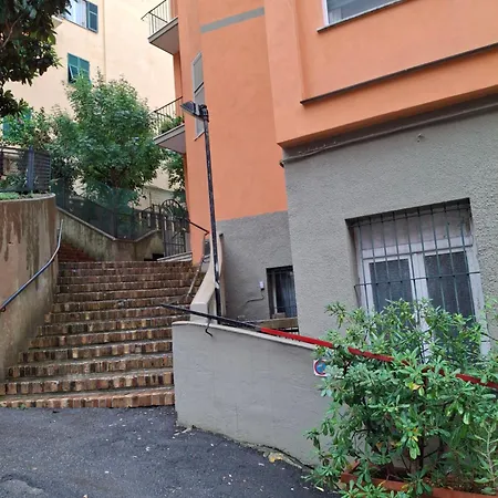 Mora Mora Appartamento Genova